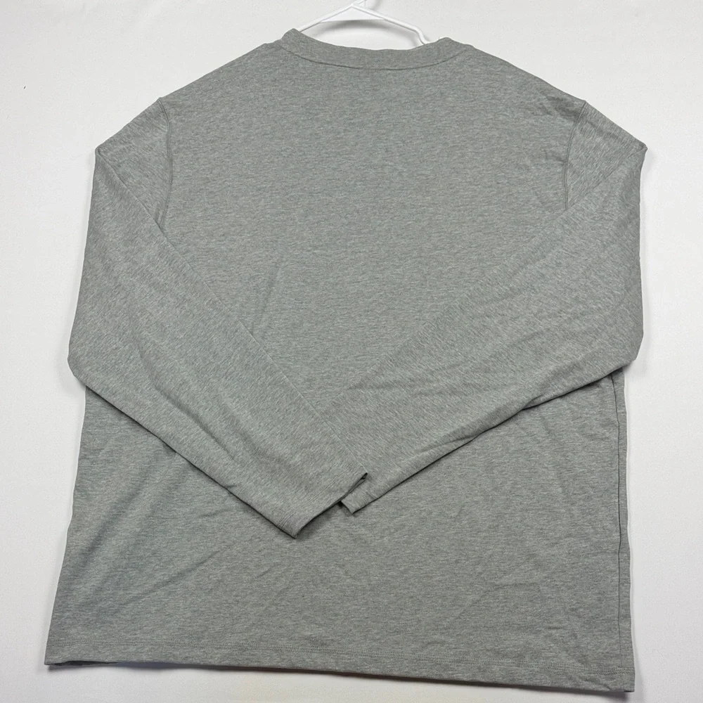 Nike Men's Heather Gray Long Sleeve Tee XXL. NWT